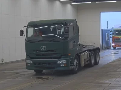 Nissan TRUCK