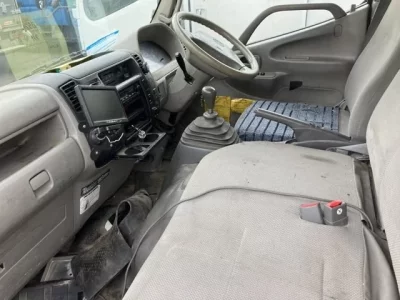 Hino TRUCK
