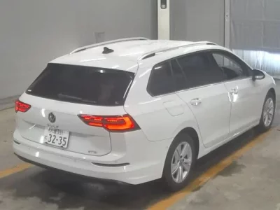 Volkswagen GOLF VARIANT