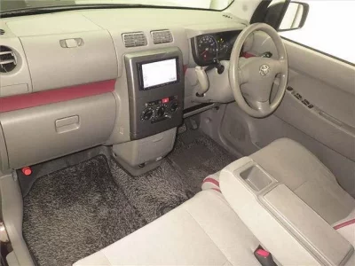 Toyota PIXIS SPACE
