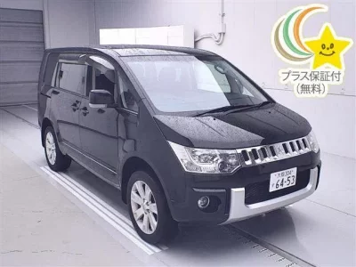 Mitsubishi DELICA D5