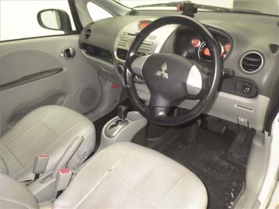 Mitsubishi I