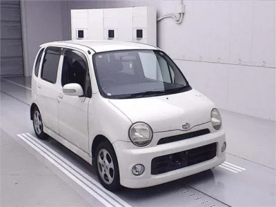 Daihatsu MOVE LATTE