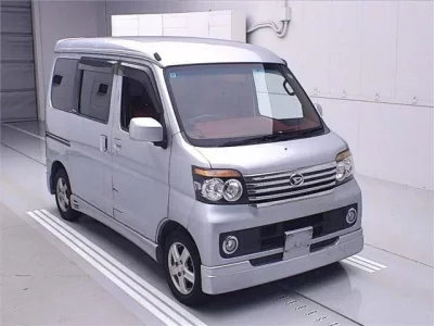 Daihatsu Atrai Wagon