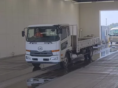 Nissan CONDOR