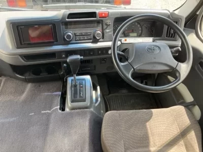 Toyota COASTER