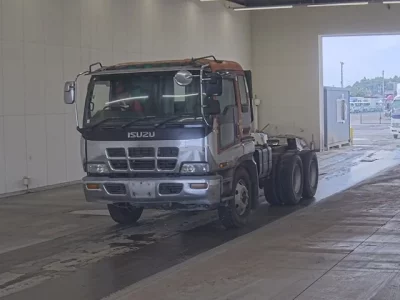 Isuzu TRUCK