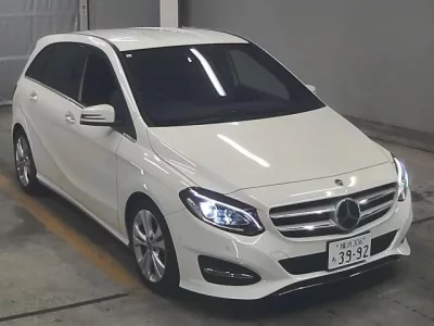 Mercedes-Benz B CLASS