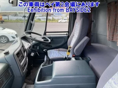 Nissan TRUCK
