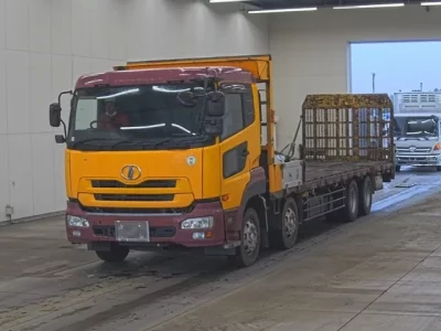 Nissan TRUCK