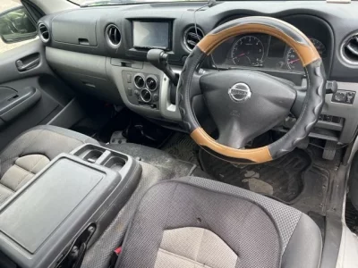 Nissan CARAVAN VAN