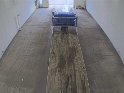 Nissan TRUCK
