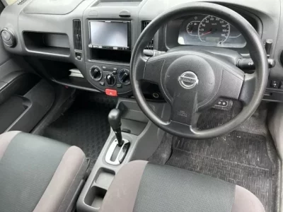Nissan AD