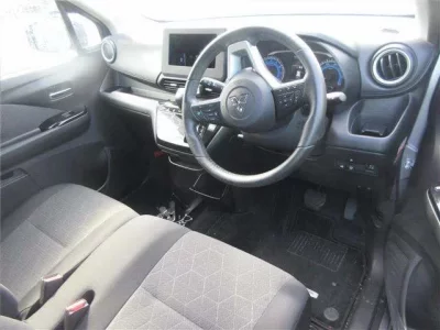 Mitsubishi EK X