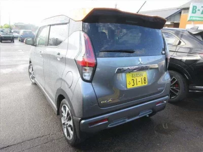 Mitsubishi EK X