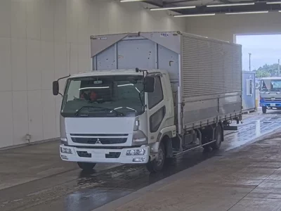 Mitsubishi FUSO FIGHTER