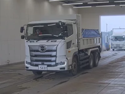 Hino PROFIA