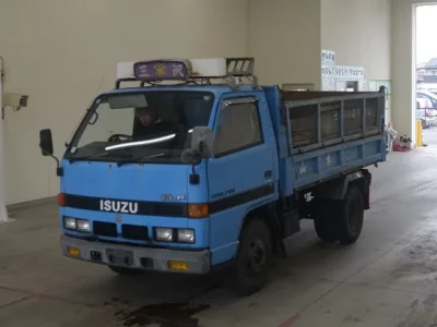 Isuzu ELF