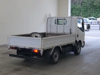 Nissan ATLAS