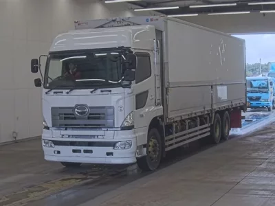 Hino PROFIA