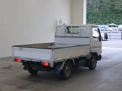 Isuzu TRUCK