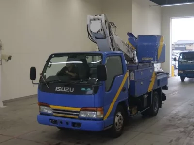 Isuzu ELF