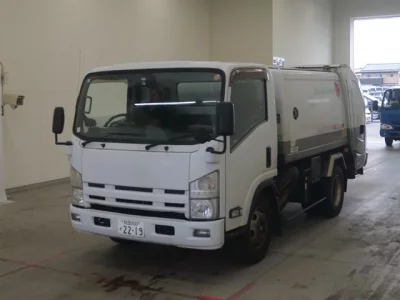 Isuzu ELF