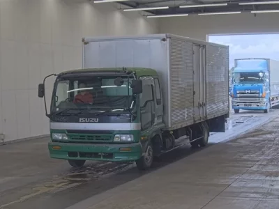 Isuzu FORWARD
