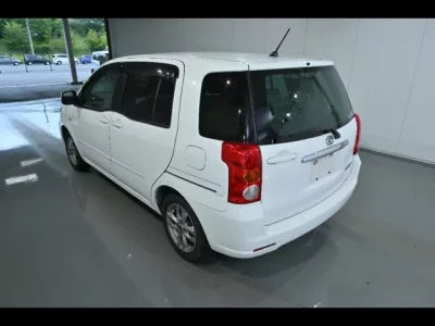 Toyota RAUM