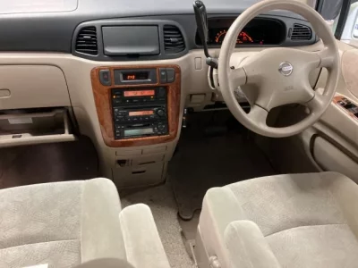 Nissan LIBERTY