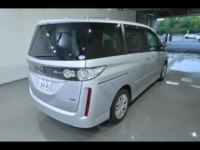 Mazda BIANTE