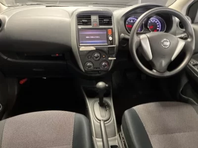 Nissan TIIDA LATIO