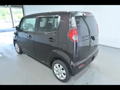 Suzuki MRWAGON