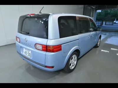 Nissan LAFESTA