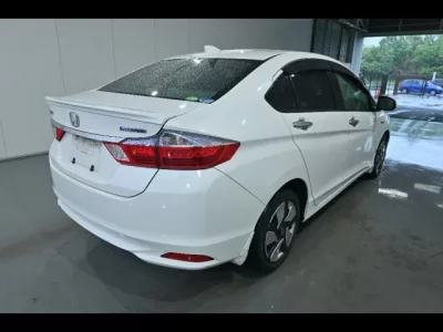 Honda GRACE