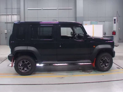 Suzuki JIMNY NOMADE