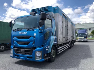 Isuzu GIGA
