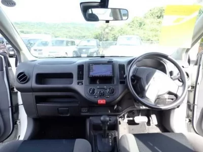 Nissan AD