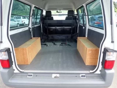 Mazda BONGO VAN