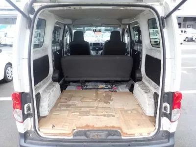 Mitsubishi DELICA