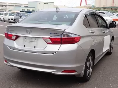 Honda GRACE