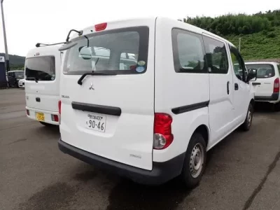 Mitsubishi DELICA