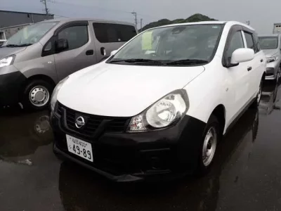 Nissan AD