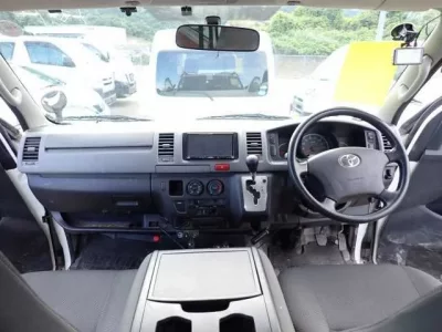 Toyota REGIUS ACE VAN