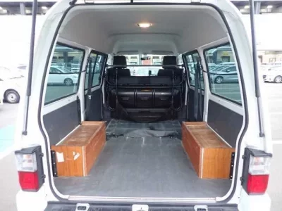 Mazda BONGO VAN