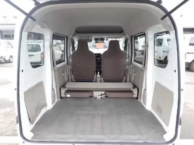 Nissan CLIPPER VAN