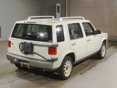 Nissan RASHEEN
