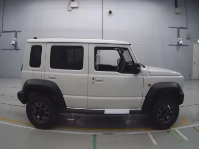 Suzuki JIMNY NOMADE