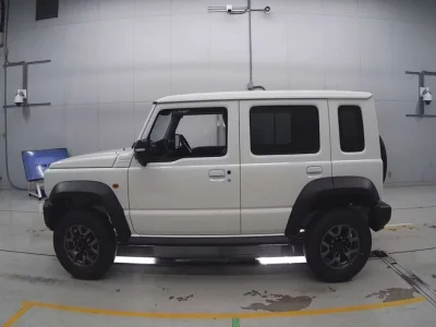 Suzuki JIMNY NOMADE