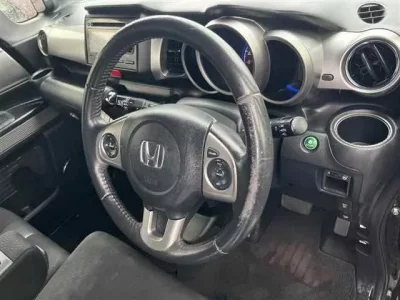 Honda N BOX SLASH